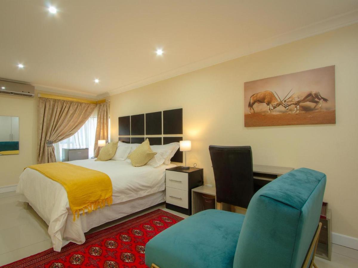 Royal Hills And Guest house 3*