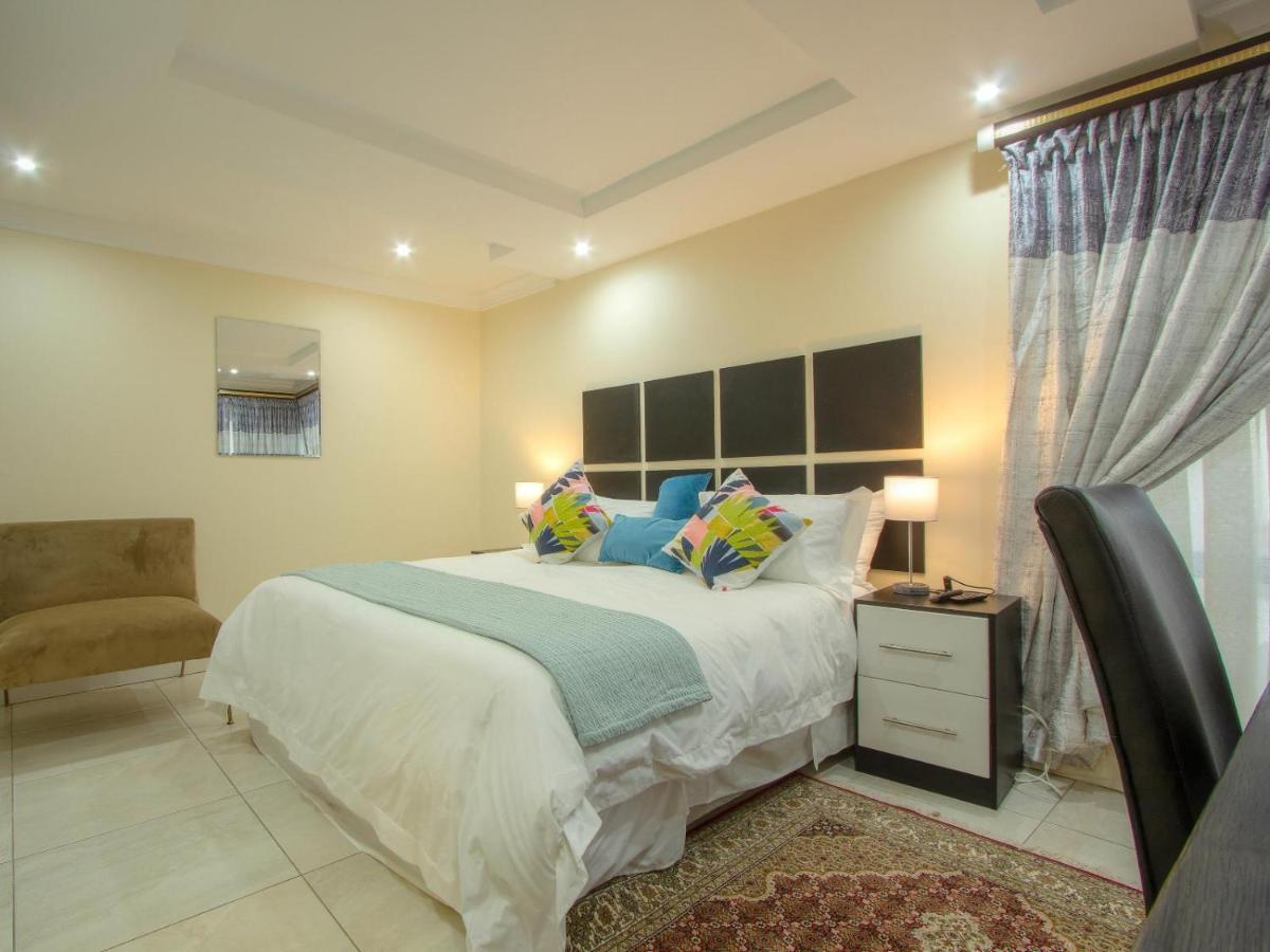 Royal Hills And Thohoyandou